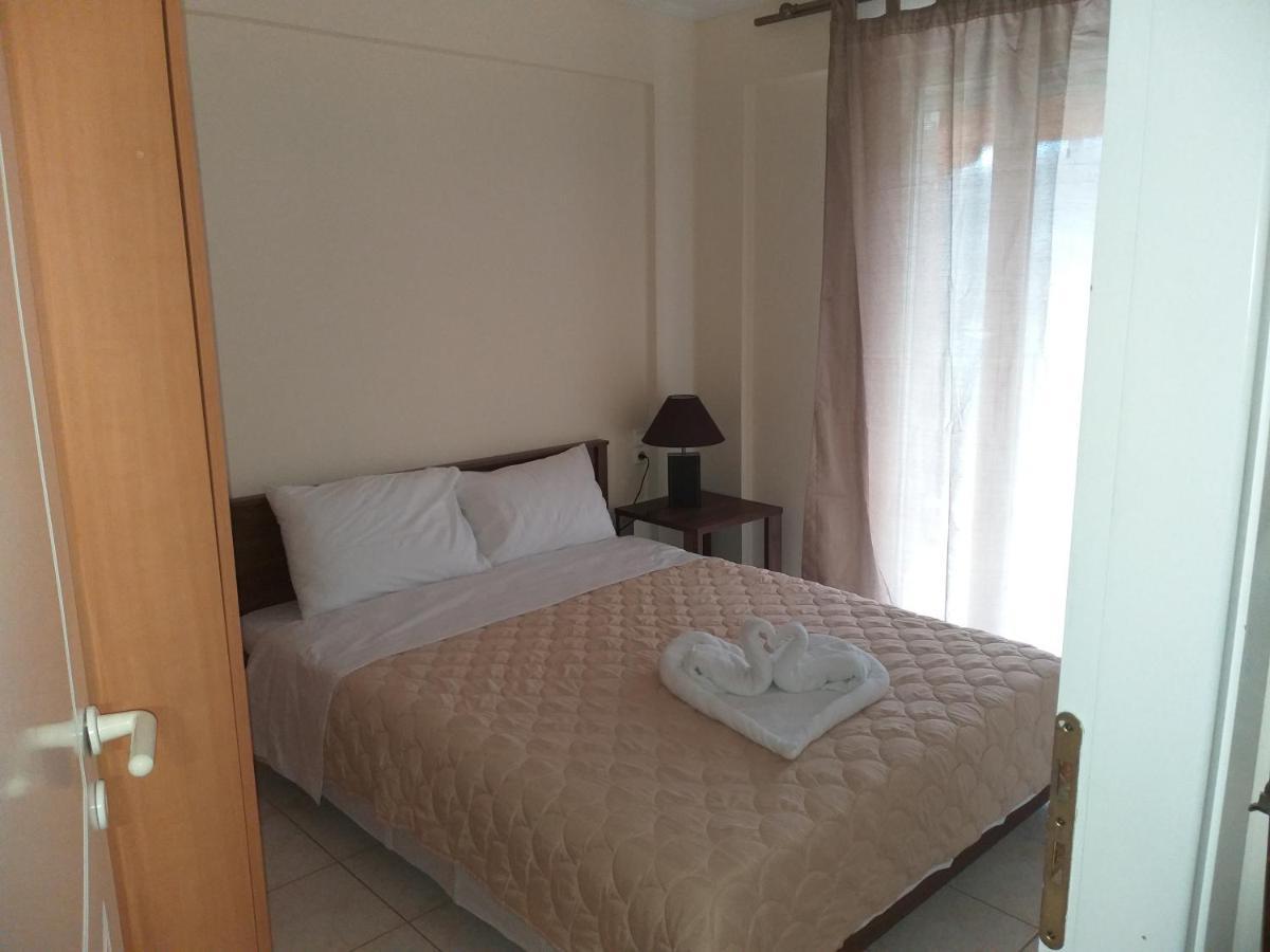 Ostria Seaside Apartments Patras Exterior photo